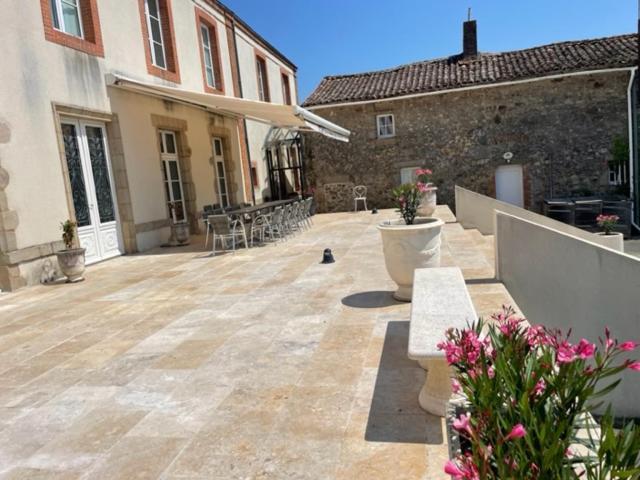 Le Logis Cholet 49300 Lieu Exceptionnel En Famille Ou Amis Villa Mazieres-en-Mauges Exterior foto